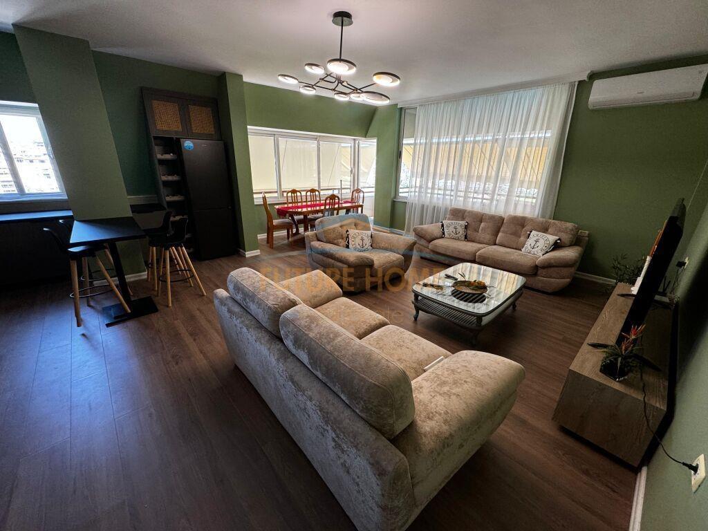 Qera, Apartament 2+1 + Post Parkimi , Liqeni Artificial