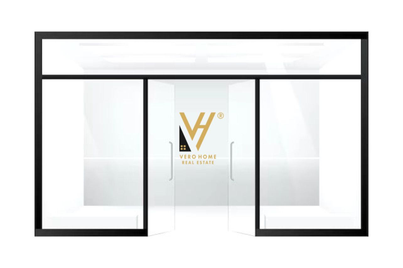 DYQAN TEK RRUGA FROSINA PLAKU 50.000 LEKE