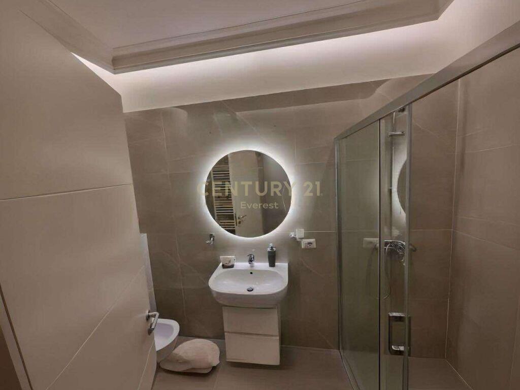 PARK GATE JAPIM ME QIRA APARTAMENT 2+1+2 +POST PARKIMI