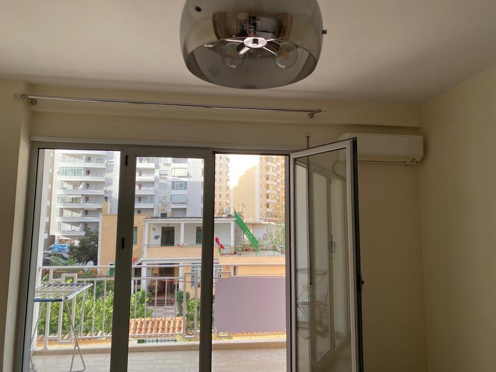 SHITET APARTAMENTI 1+1