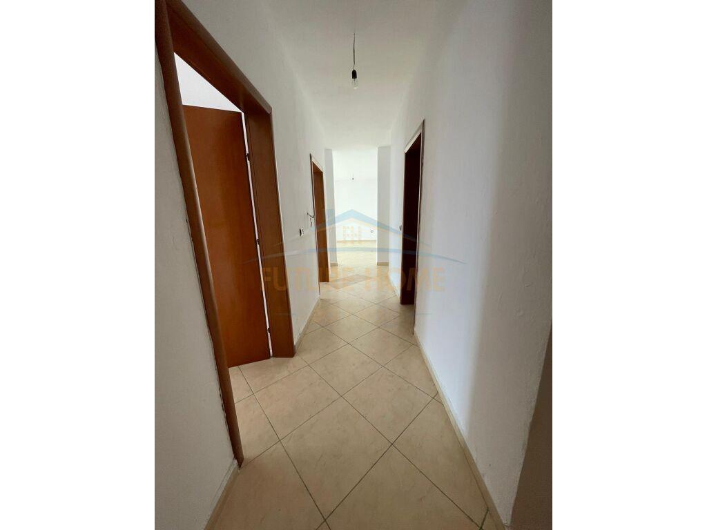 SHITET APARTAMENT 2+1 DON BOSKO TIRIANE!