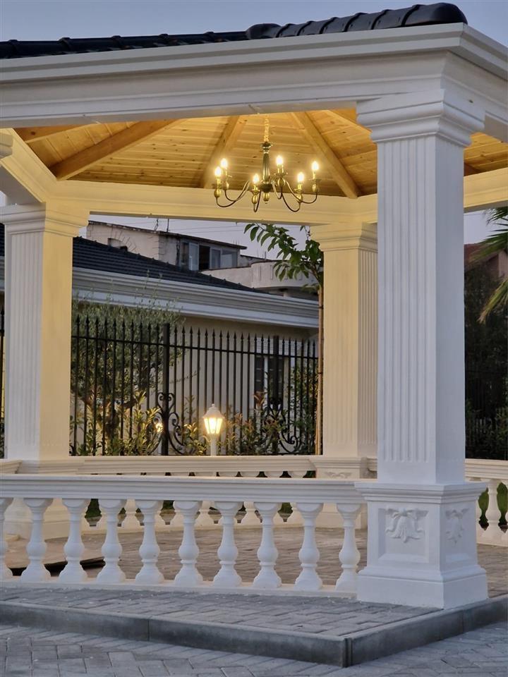 Vila luksoze,5 km nga plazhi Qerretit