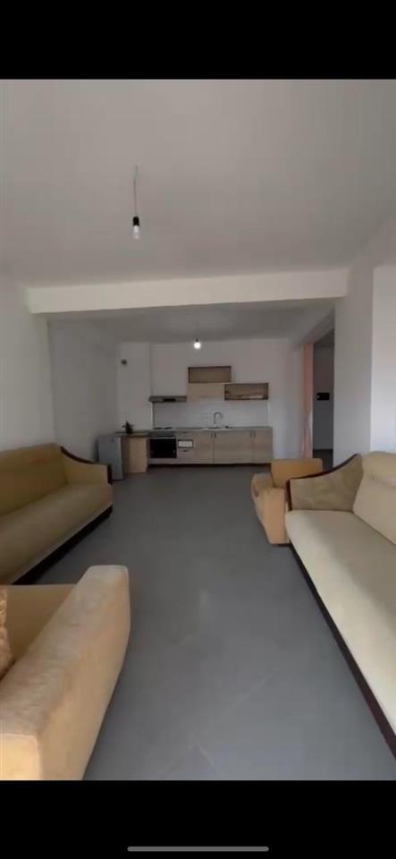 Agjencia Imobiliare HOXHA jep me Qera, Apartament 2+1, Ameri