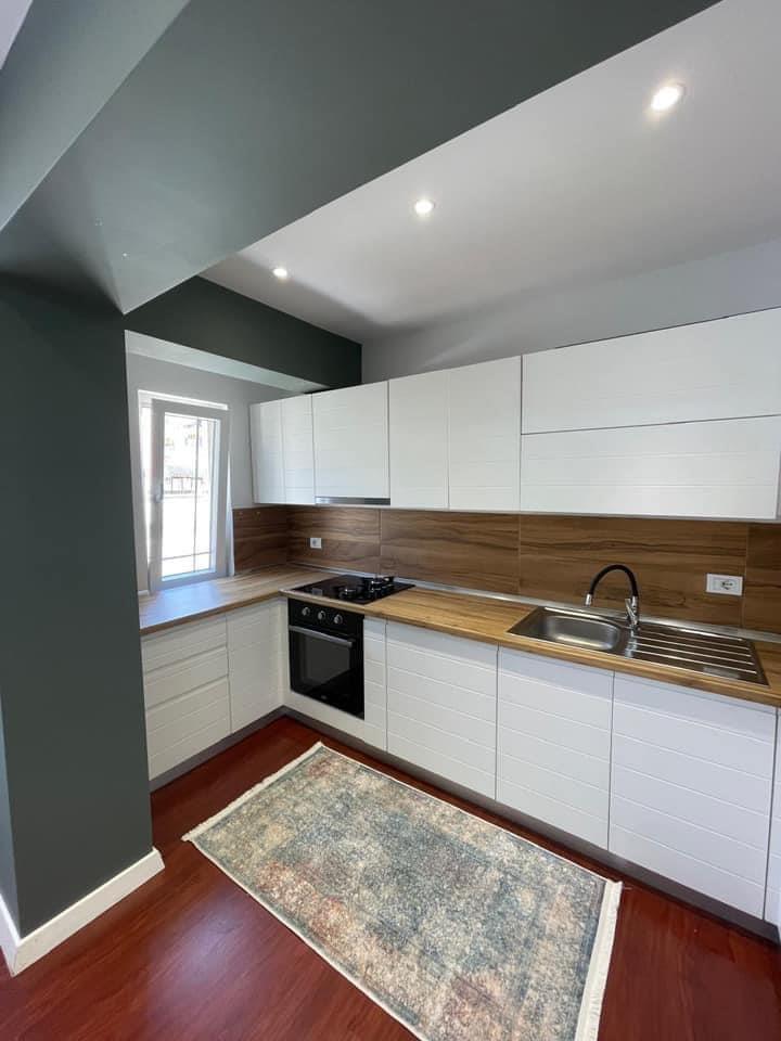 Qera• 2+1 me Ballkon Total investuar