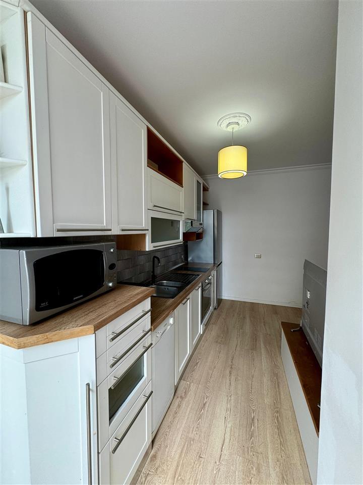 Shitet, Apartament 1+1,Air Albania, Tiranë.