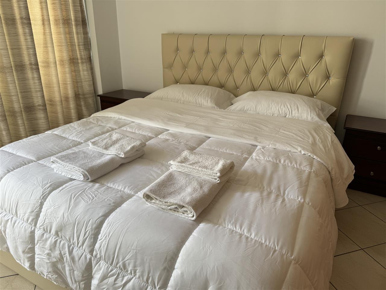 Apartamente dhe dhoma me qera ditore