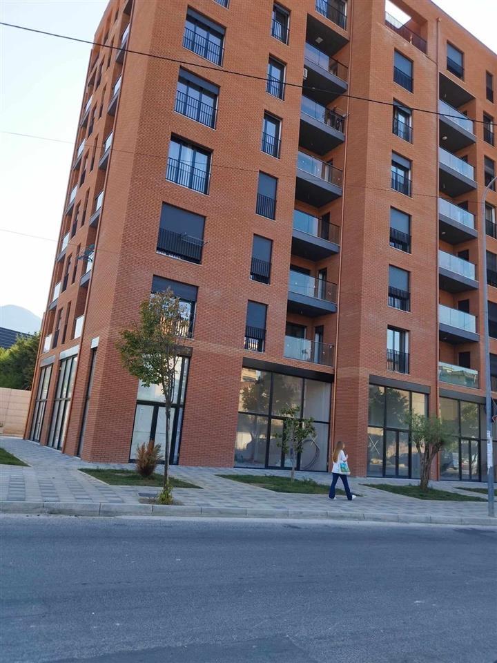 Apartament me qera 1+1 mbrapa Klanit