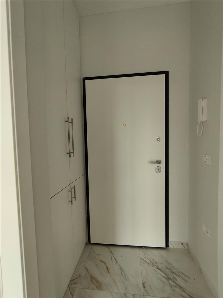 Apartament me qera 1+1 mbrapa Klanit
