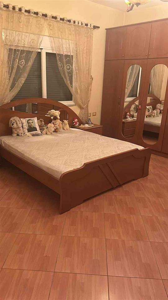 Jepet me qera kati i 3 i nje vile Lagja 1 maj koder