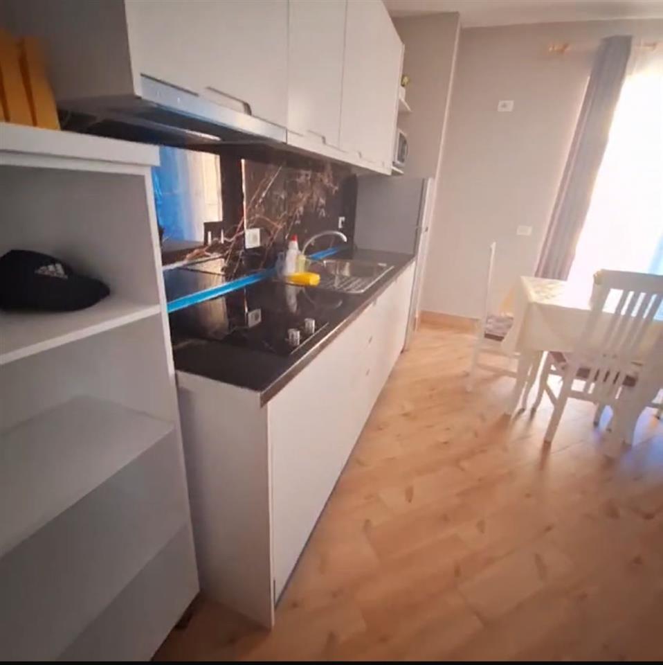 Jepet me qira apartment 1+1/Golem