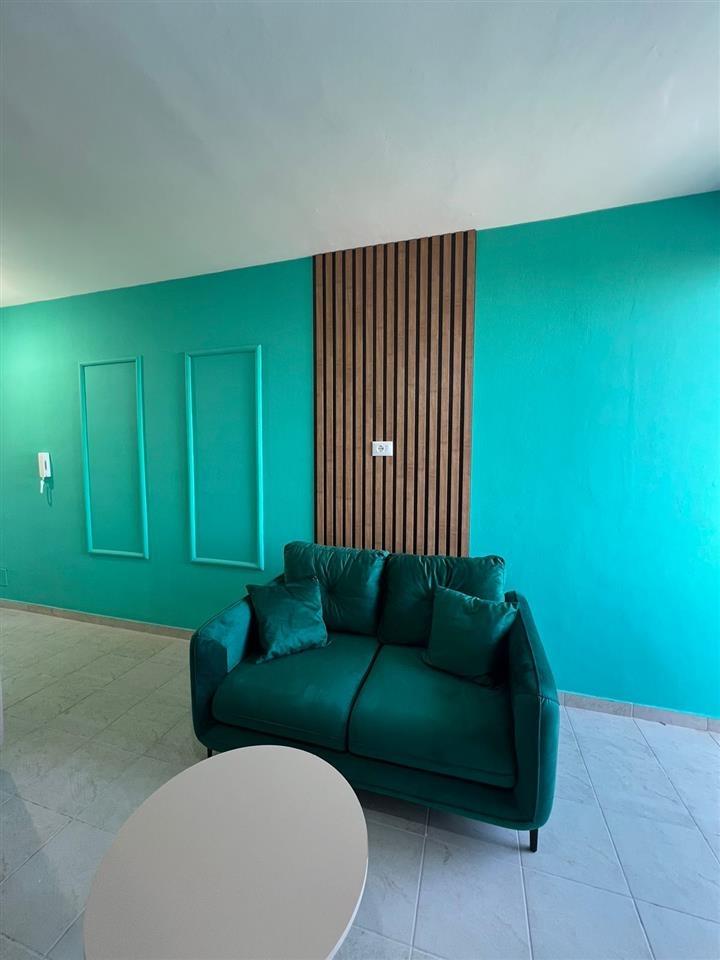 Shitet Apartament 1+1