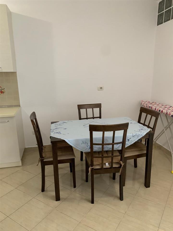 Apartmaent me qira Vollga