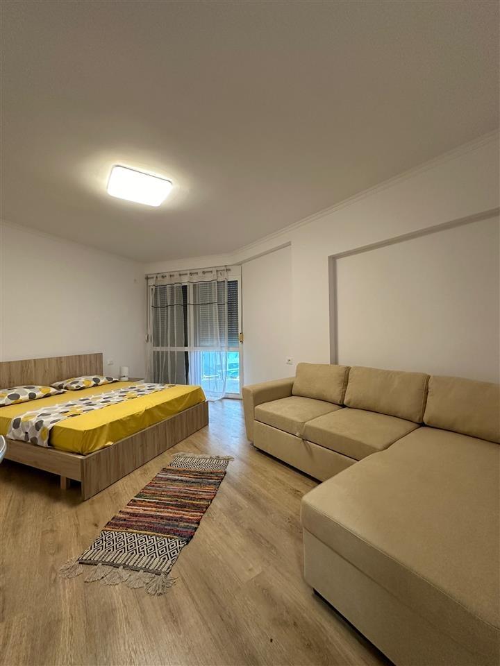 SHITET DUBLEKS VEJE E PAR ME DETIN!