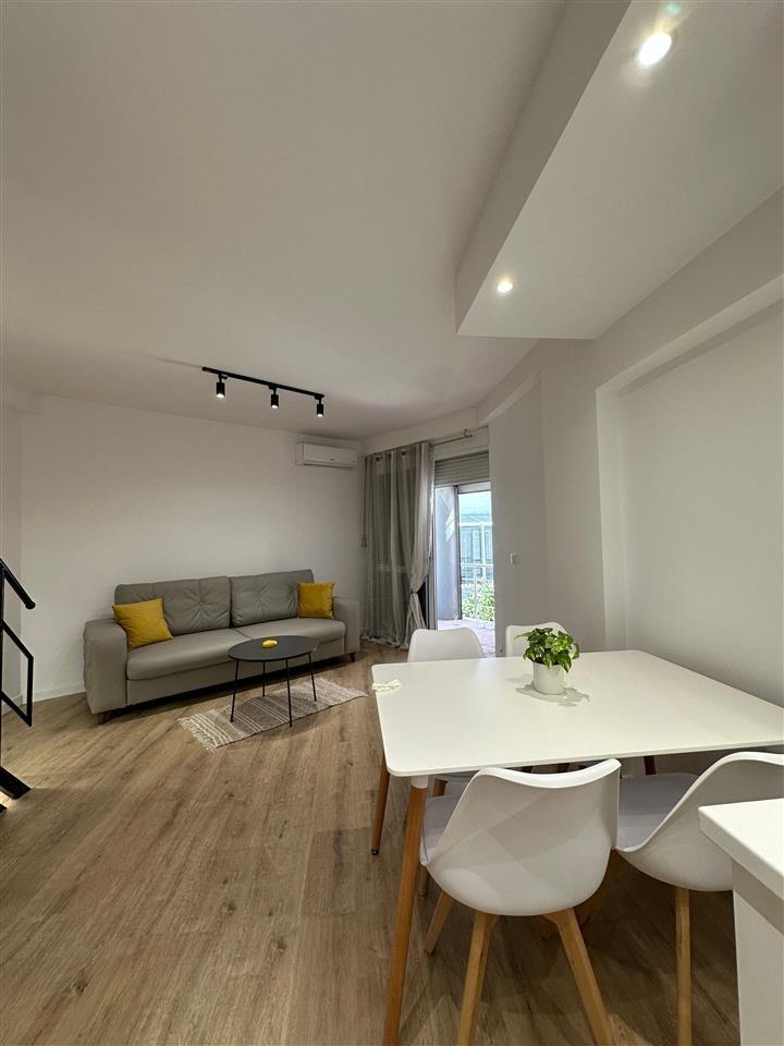 SHITET DUBLEKS VEJE E PAR ME DETIN!