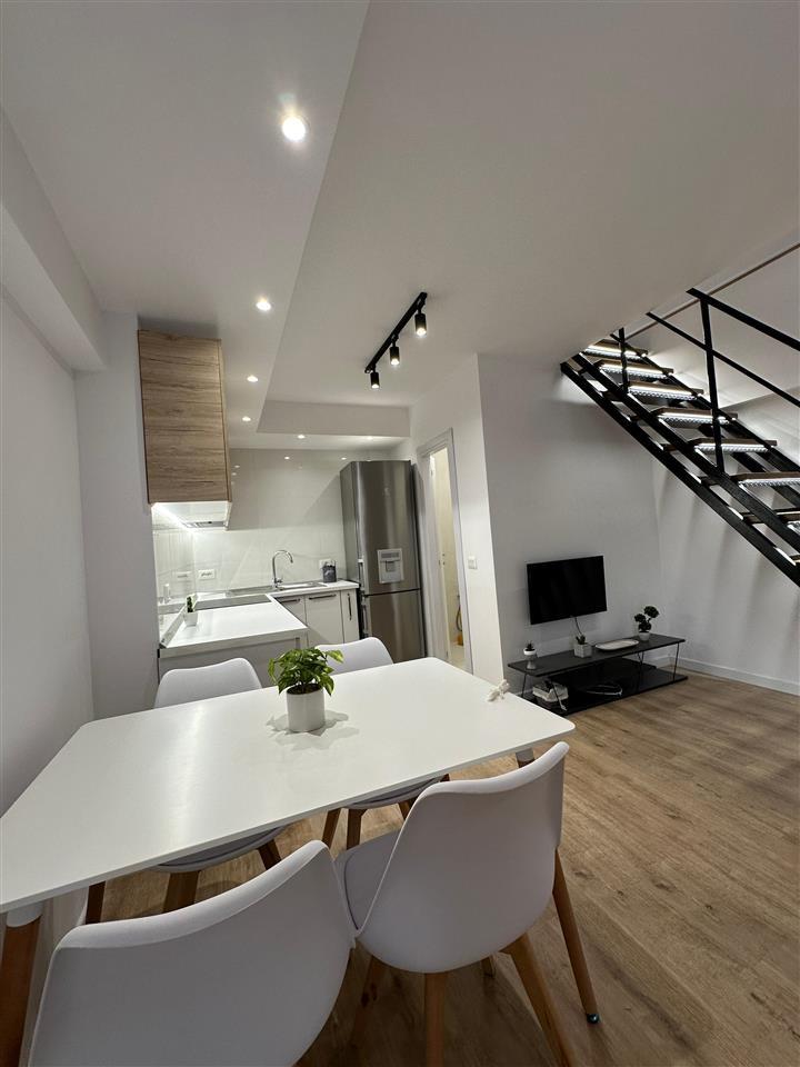 SHITET DUBLEKS VEJE E PAR ME DETIN!