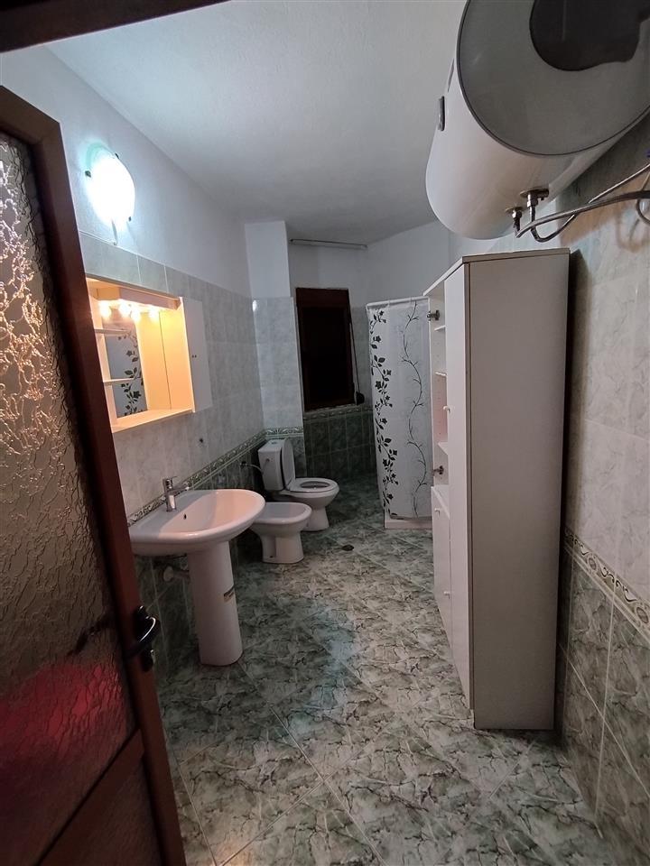 Jepet Apartament 2+1+2 me qera