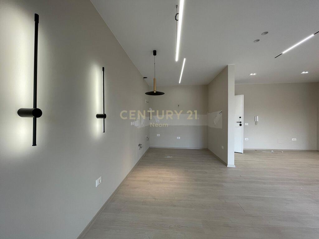 JAPIM ME QIRA APARTAMENT 1+1 650 € Neom100091