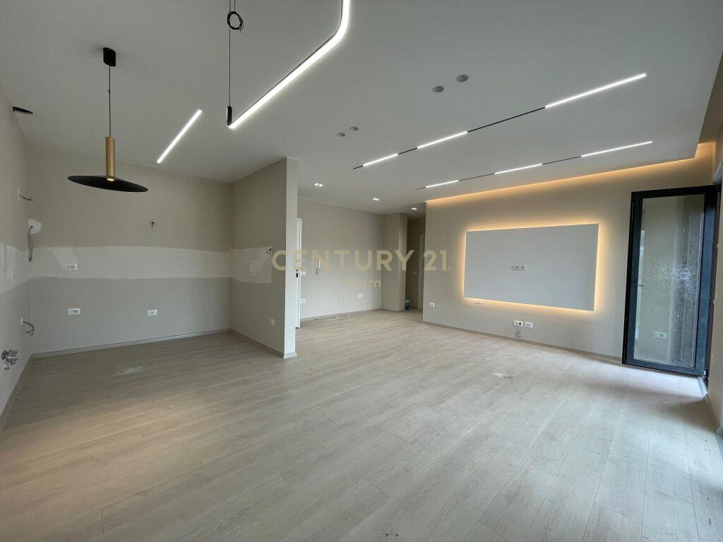 JAPIM ME QIRA APARTAMENT 1+1 650 € Neom100091