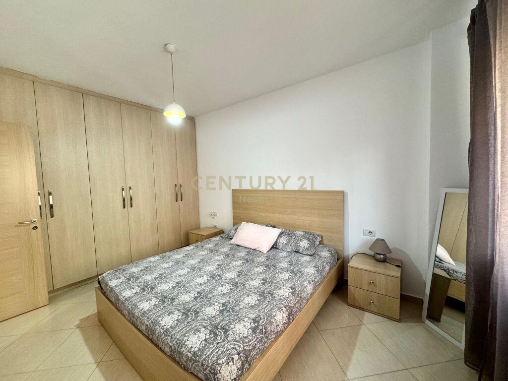 APARTAMENT 2+1 ME QIRA TE LIQENI I THATE ! 600 € Neom99784