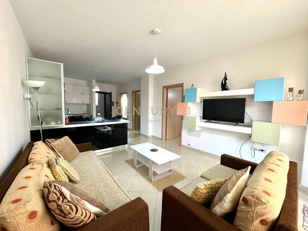 APARTAMENT 2+1 ME QIRA TE LIQENI I THATE ! 600 € Neom99784