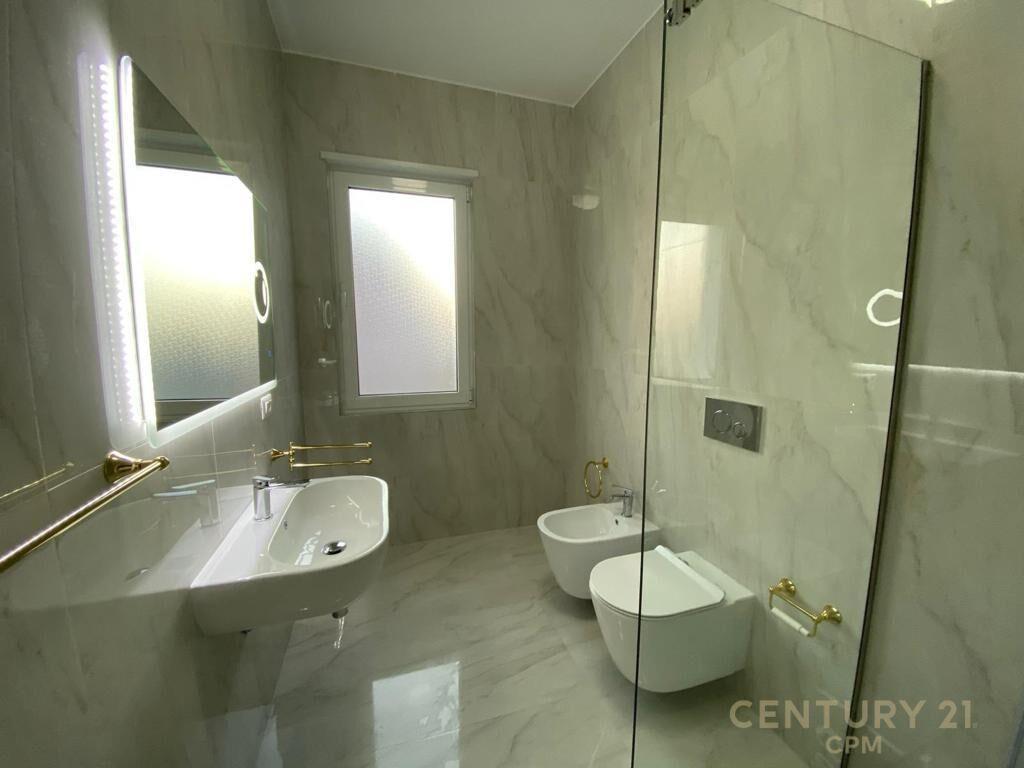 JAPIM ME QIRA APARTAMENT 1+1+POST 1,000 € bot100266