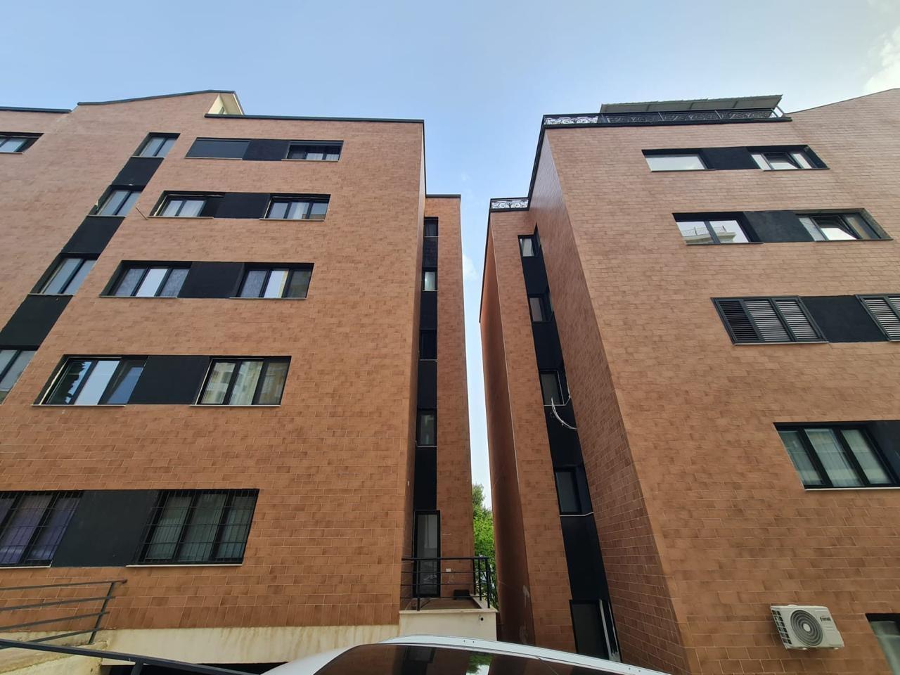 SHITET APARTAMENT 2+1 TEK VILA E ZOGUT, PAMJE NGA DETI!