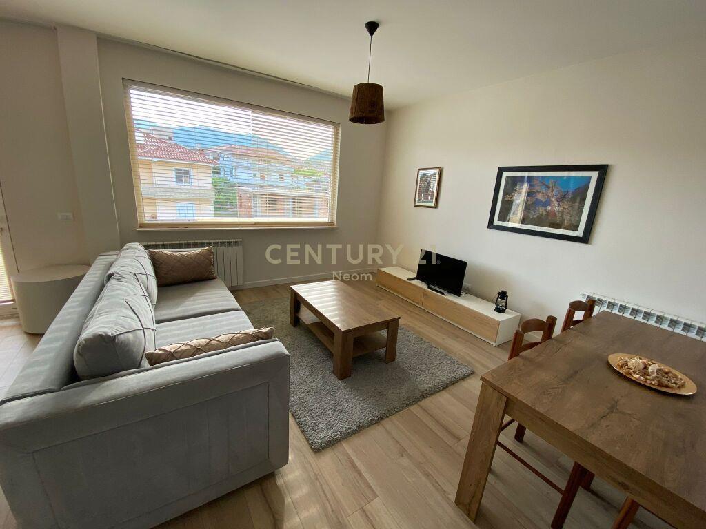 QIRA, APARTAMENT 2+1 NE NJE VILE 4 KATESHE, SAUK‼️