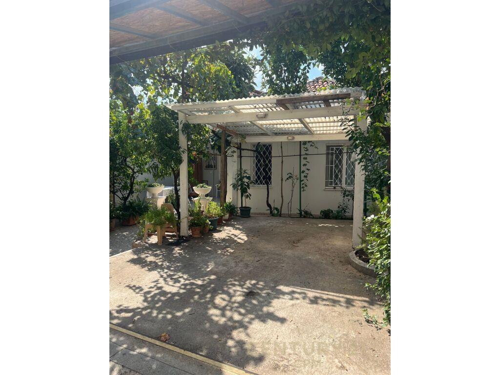 Shtepi private per qira 800 € smart100119