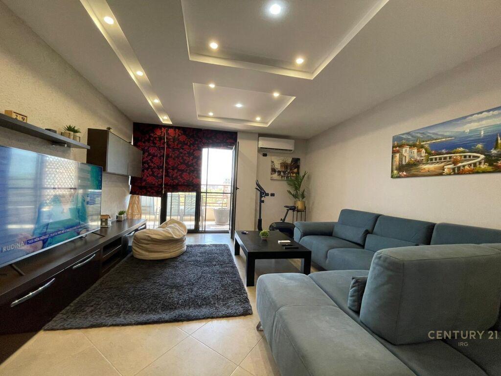 JEPET ME QIRA APARTAMENT 2+1 TEK KOPSHTI ZOOLOGJIK !