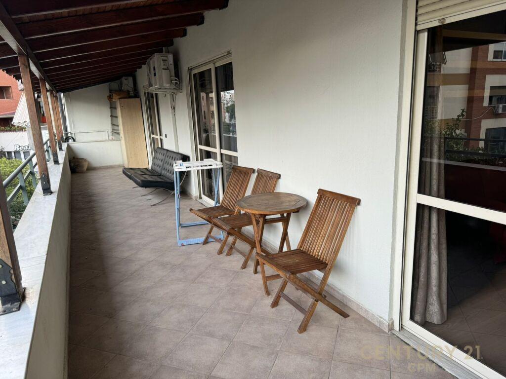 Jepet me Qira Apartament 2+1 800 € smart100148