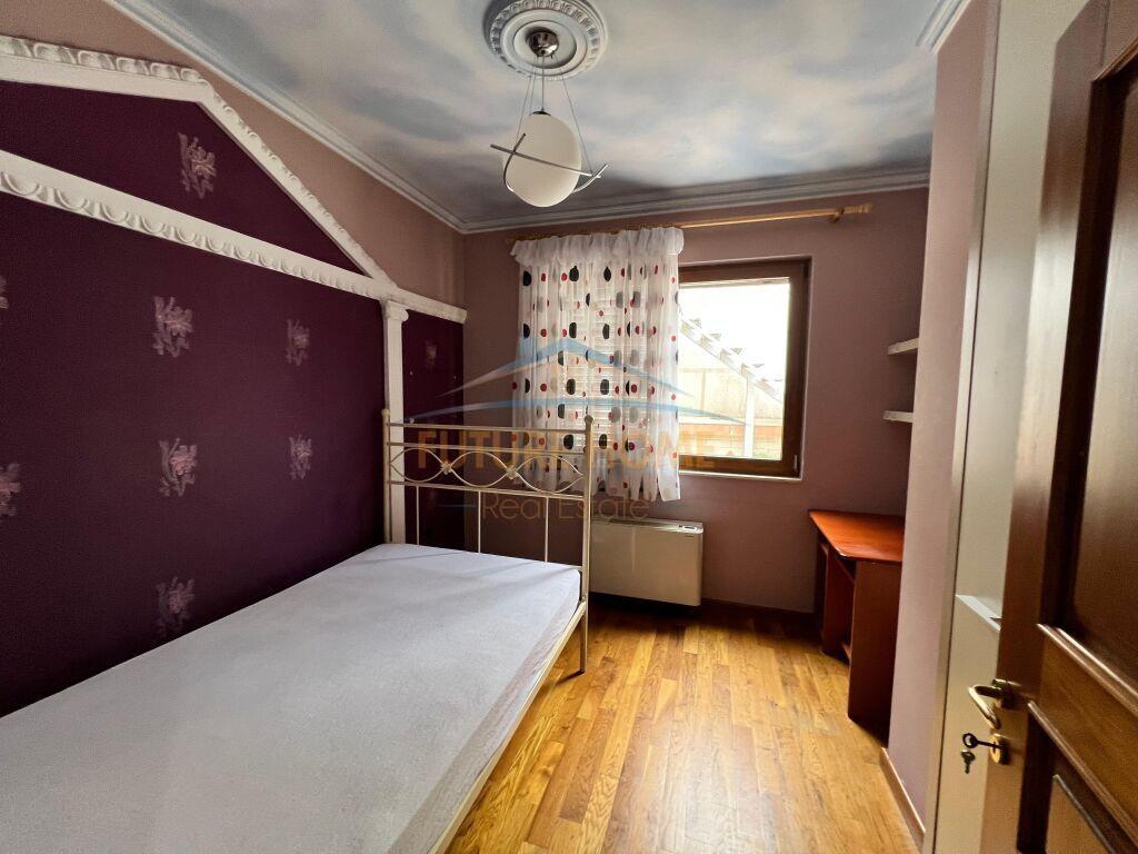 Qera, Apartament 3+1+2, Rruga e Kavajes prane “Condor center