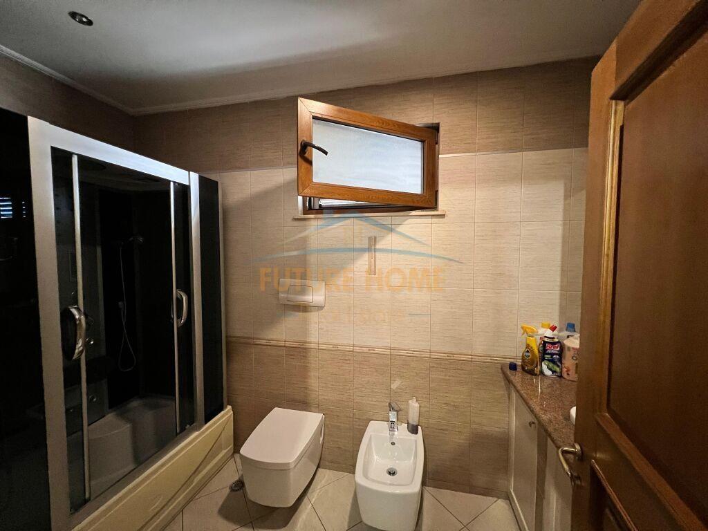 Qera, Apartament 3+1+2, Rruga e Kavajes prane “Condor center