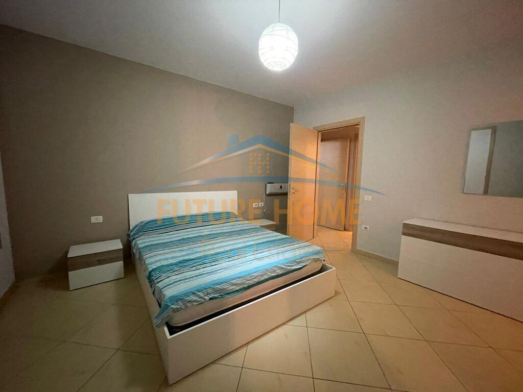 Qera, Apartament 2+1+Parkim, Kopshti Botanik