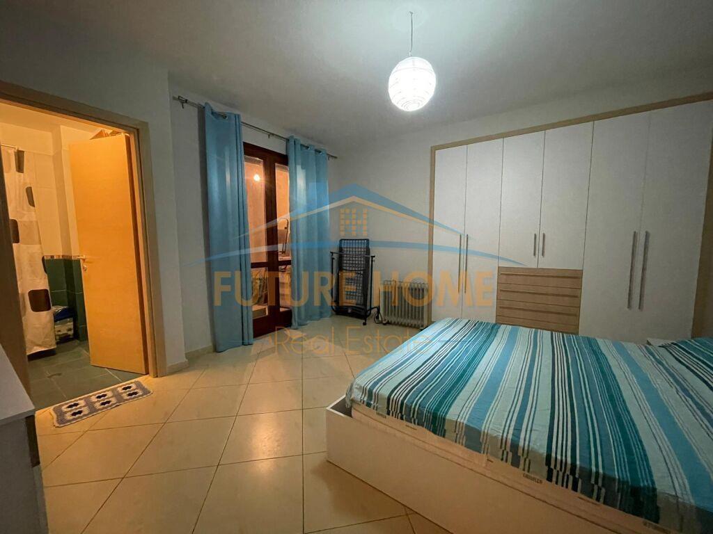 Qera, Apartament 2+1+Parkim, Kopshti Botanik