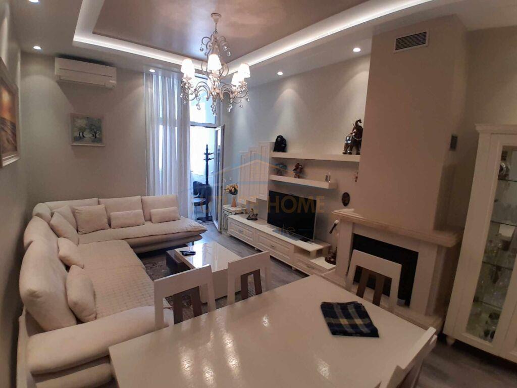 Qera, Apartament 2+1, prane spitaleve, rruga Bardhyl