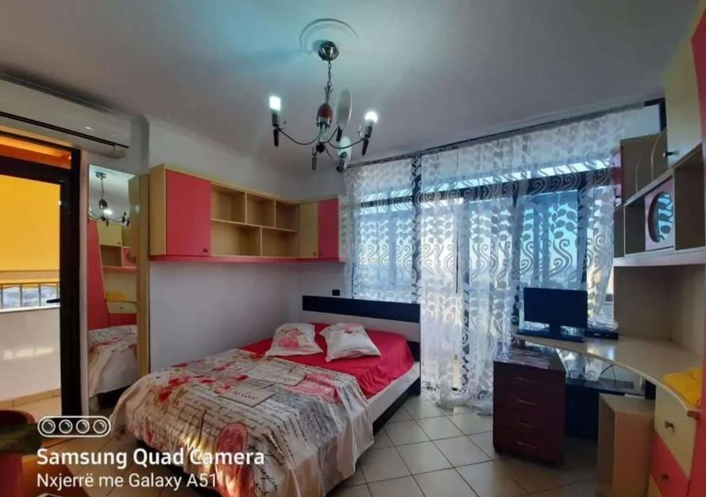 Jepet Apartament me Qera 3+1+2 te Globe Ish Parku