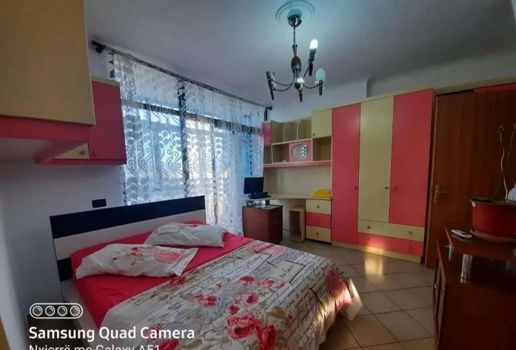 Jepet Apartament me Qera 3+1+2 te Globe Ish Parku