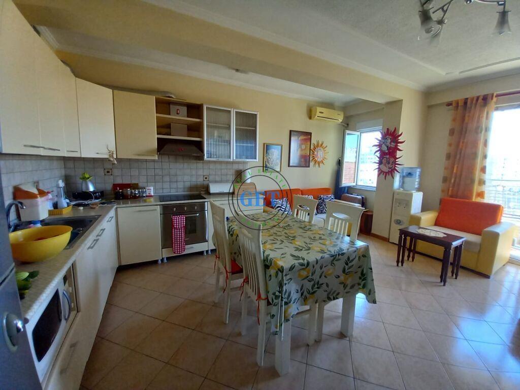 Qira, Apartament 1+1, Pallati Sportit, Durres.