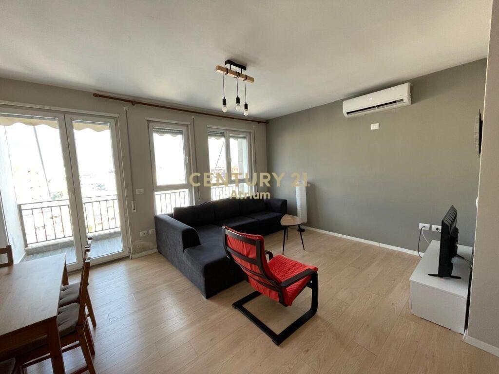 JEPET ME QIRA APARTAMENT 1 + 1 PRANE MATERNITETIT TE RI