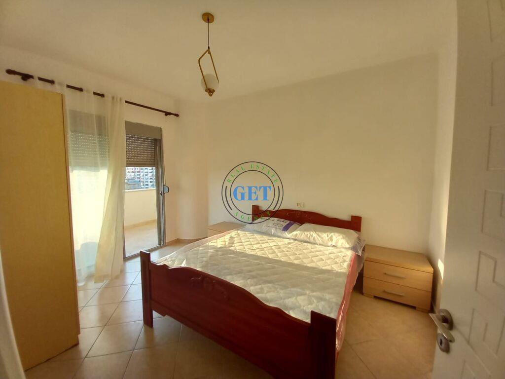 Qira, Apartament 3+1, UKD, Durres.
