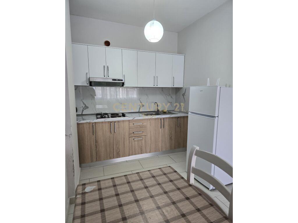 JEPET ME QIRA APARTAMENT 1+1 NE PLAZH!