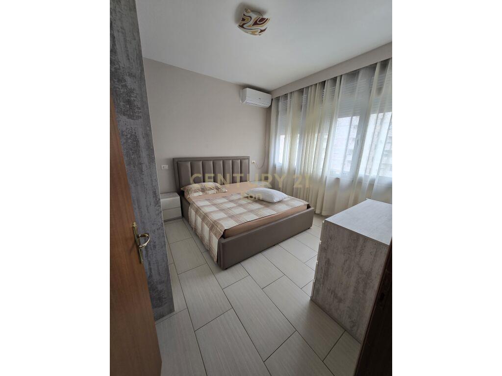 JEPET ME QIRA APARTAMENT 1+1 NE PLAZH!