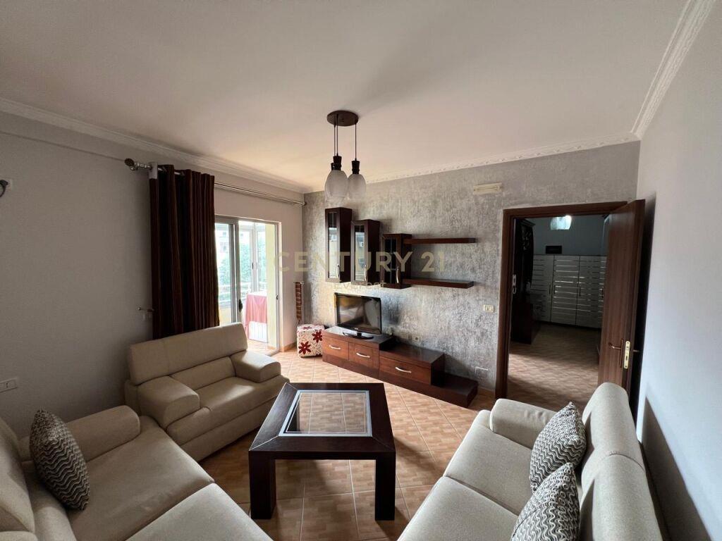 Jepet me Qira Apartament 2+1 tekeverest98850 500 €