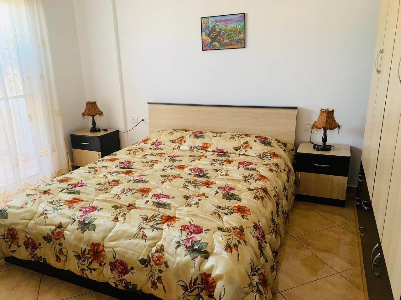 Apartament 1+1 me pamje nga detei