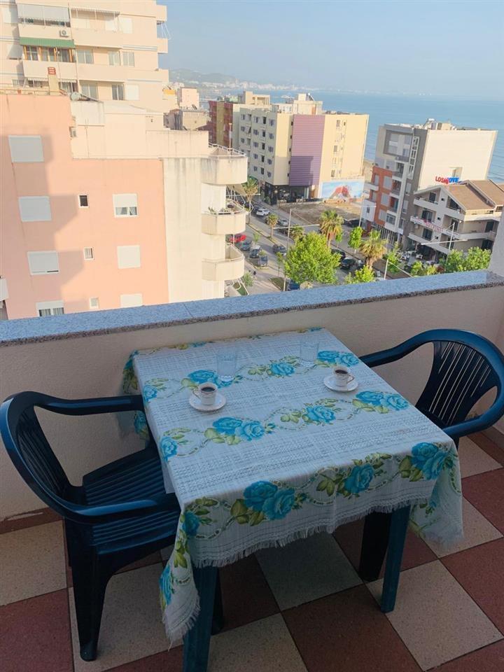 Apartament 1+1 me pamje nga detei