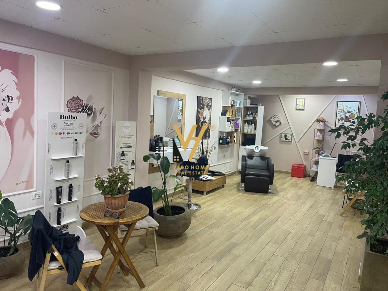 DYQAN 130M2 ME QERA TE RRUGA PJETER BUDI 1.000EURO