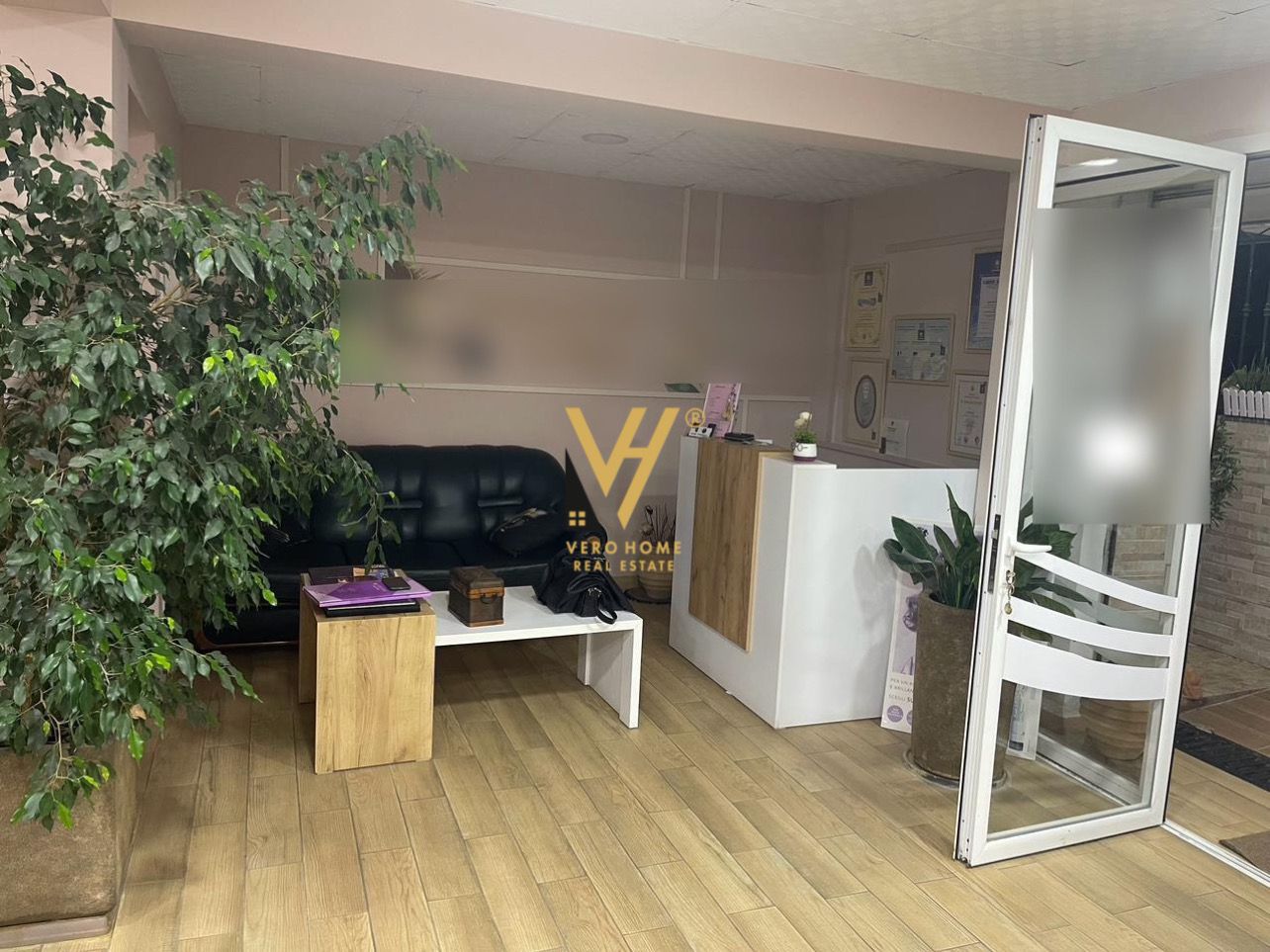 DYQAN 130M2 ME QERA TE RRUGA PJETER BUDI 1.000EURO