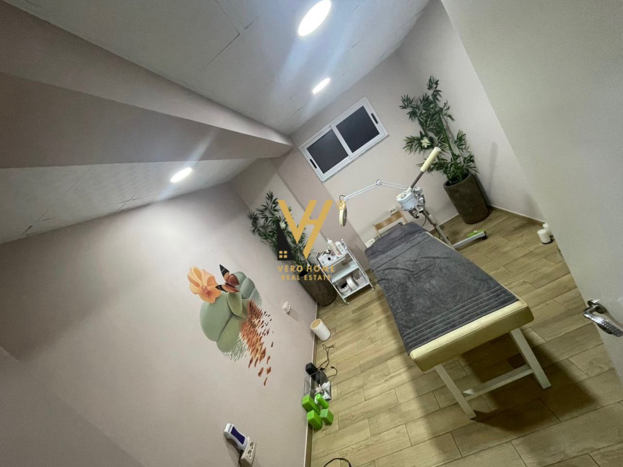 DYQAN 130M2 ME QERA TE RRUGA PJETER BUDI 1.000EURO