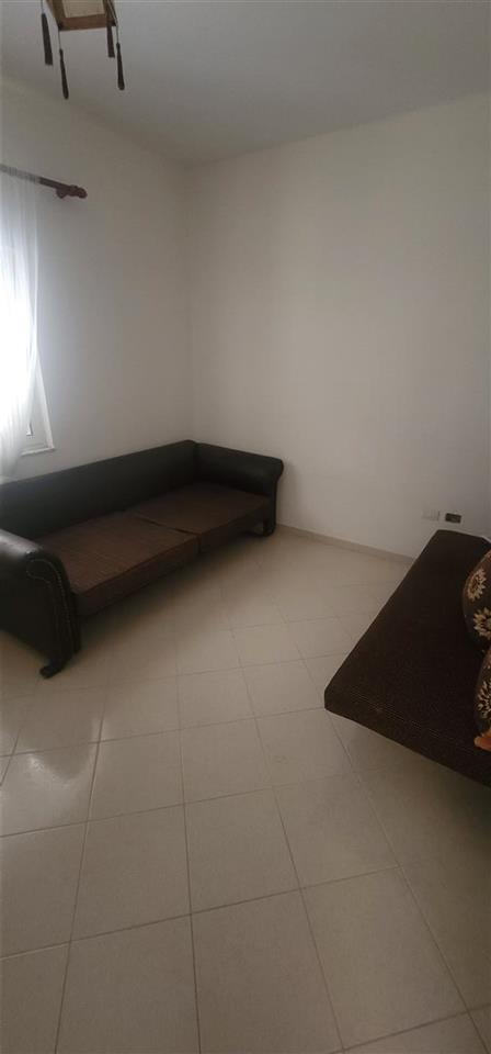 Jepet Hyrje me Qera 2+1 ne nj Vil 2 katshe afer News 24