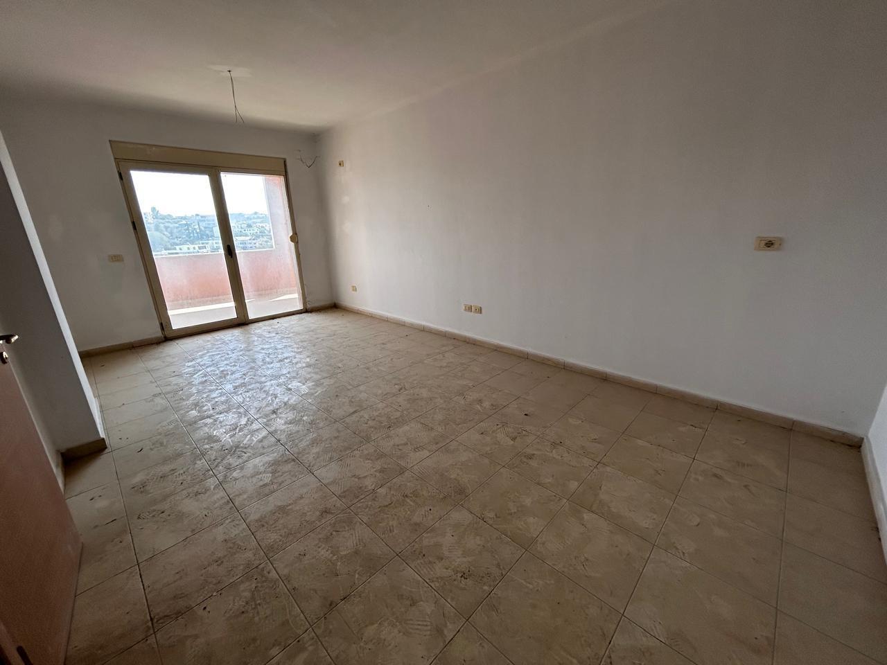 Shitet apartament 2+1 ne plepa